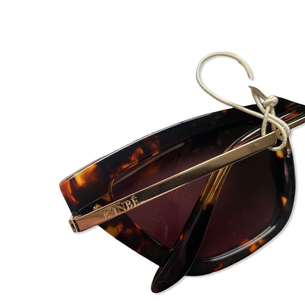 Banbe The Whitney Sunglasses Amber Tort & Auburn Cat Eye Large Frames Revolve — image 6 of 8